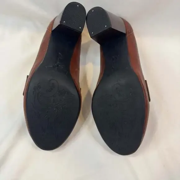 Clarks Indigo Brown Leather Kiltie Heeled Penny Loafers Size 8M - Picture 8 of 9